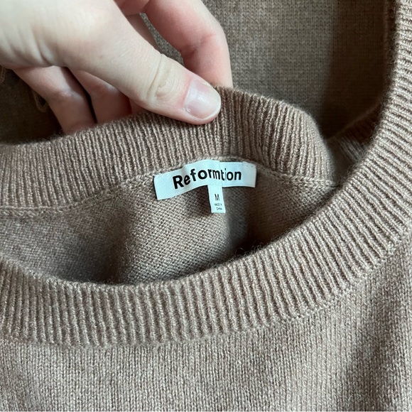 Reformation Caitlin Cashmere Two Piece Set - Picture 8 of 11